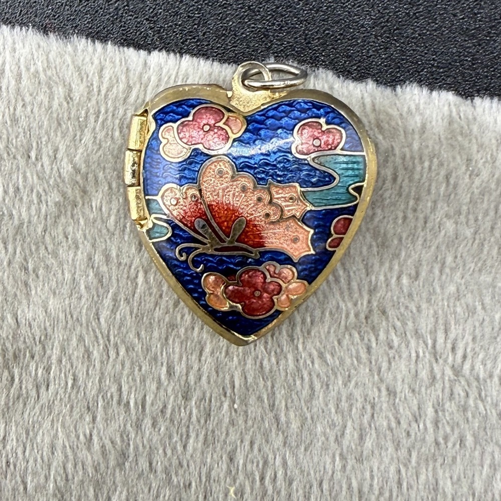 Vintage‎ Cloisonne Locket Gold Tone Enamel Heart Butterfly Double Sided
